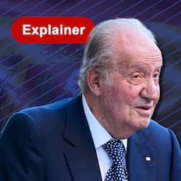 video-|-zo-haalt-spaanse-oud-koning-in-boek-uit-naar-zoon-en-schoondochter